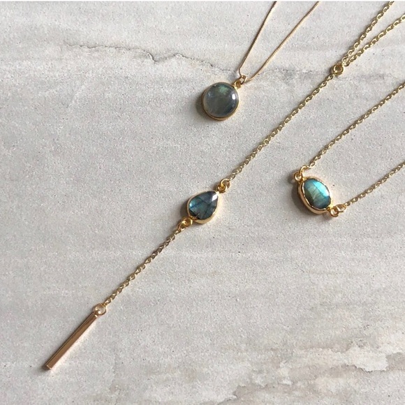 Estrella & Luna Jewelry - Last 1! 🌟Dainty Labradorite Necklaces
